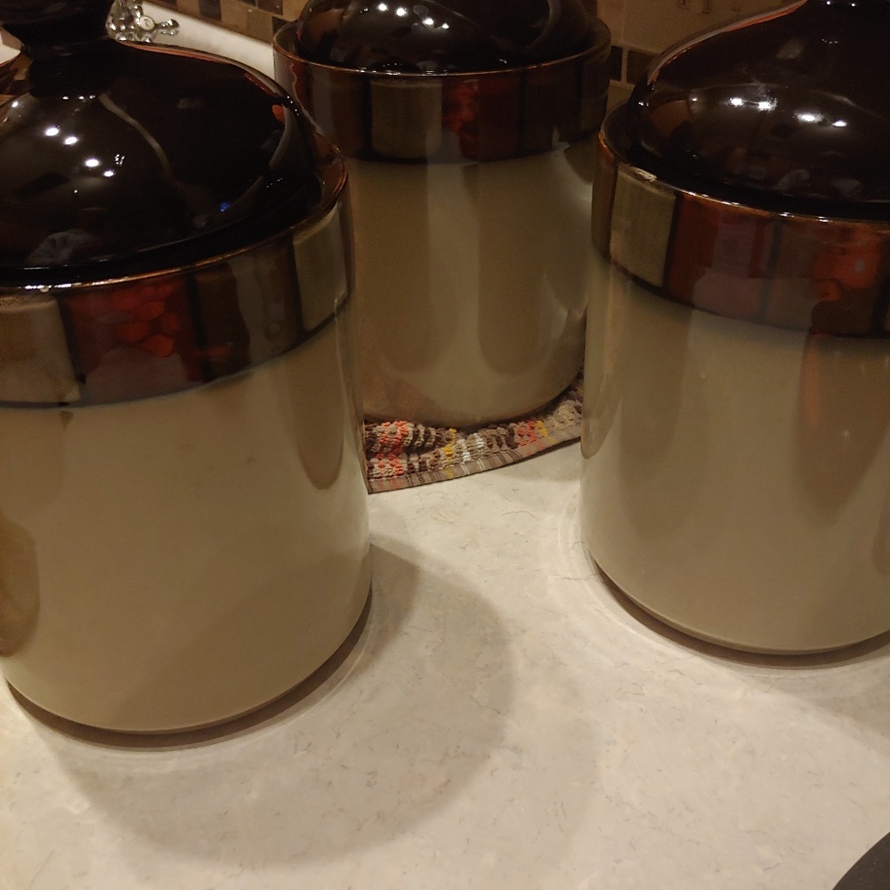 Pfaltzgraff taos set of 3 canisters